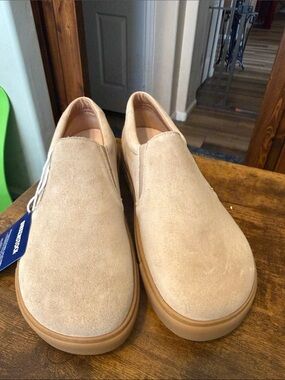 Birkenstock Slip-On Suede Shoes in Beige/Tan